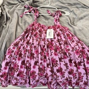 Beautiful shorts romper.